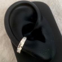 Load image into Gallery viewer, Hammered Bark Texture Tapered Ear Cuff