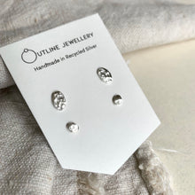 Load image into Gallery viewer, PEBBLE HAMMERED FINISH SILVER STUD EARRINGS