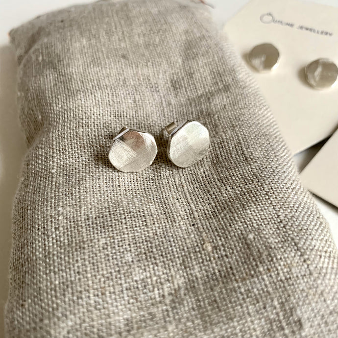 BOULDER CHUNKY BRUSH POLISHED ROUND STUD EARRINGS
