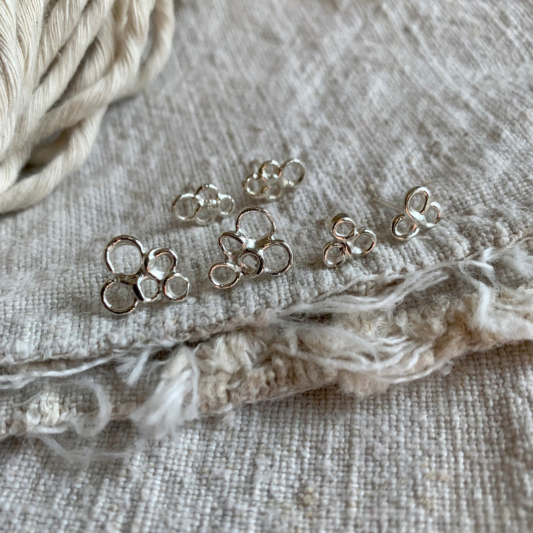 SEA FOAM STUD EARRINGS