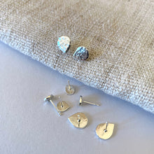 Load image into Gallery viewer, PETAL HAMMERED SILVER STUD EARRINGS
