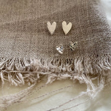 Load image into Gallery viewer, HAND DRAWN HEART STUD EARRINGS